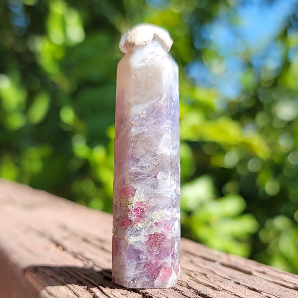 (B) NEW 2.39" - 37g UNICORN STONE TOWER